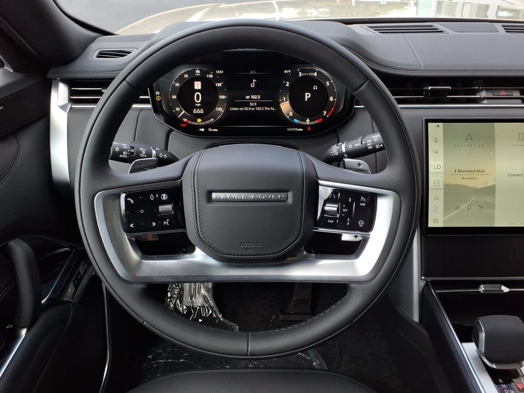 New 2026 Land Rover Range Rover SE AWD/4WD image 15