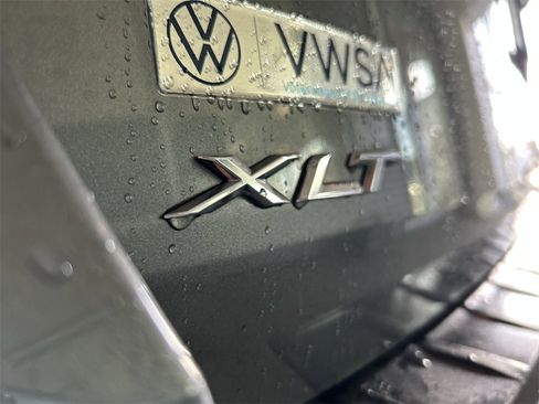 Used 2023 Ford Explorer XLT w/ Equipment Group 202A image 51