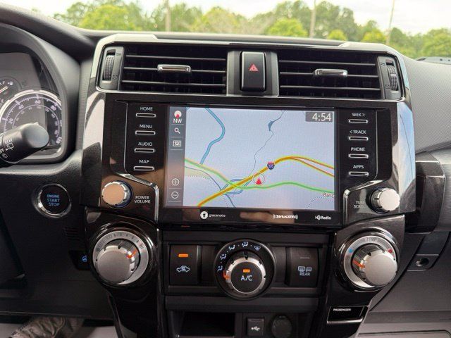 Used 2024 Toyota 4Runner TRD Off-Road Premium AWD/4WD image 21