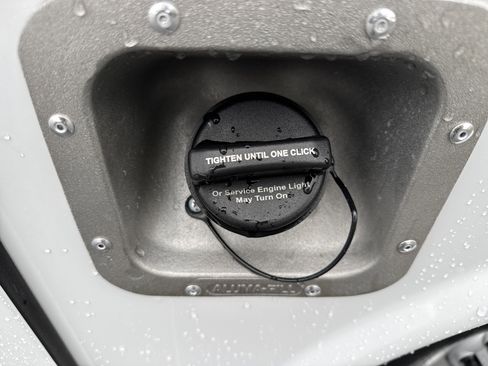 New 2025 GMC Savana 3500 w/ Power Convenience Package image 31