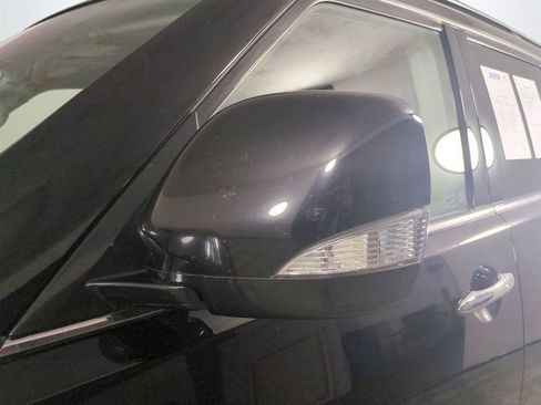 Used 2021 Nissan Armada SV RWD image 12