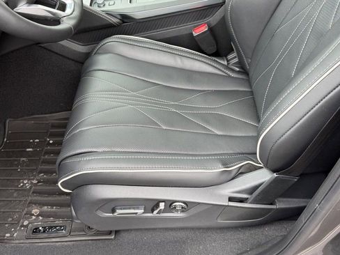 Certified 2026 Acura MDX SH-AWD w/ Advance Package image 14