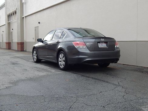 Used 2010 Honda Accord EX-L image 5