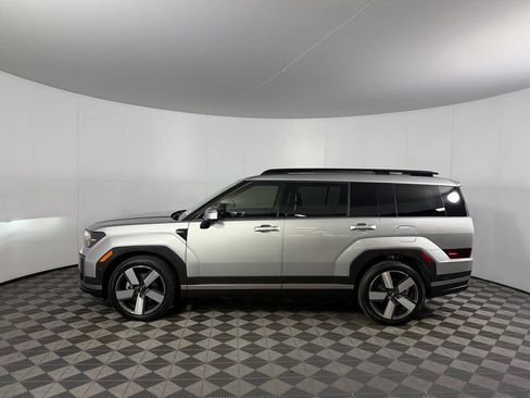 Used 2024 Hyundai Santa Fe Limited AWD/4WD image 11