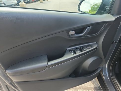 Used 2023 Hyundai Kona SEL AWD/4WD image 11