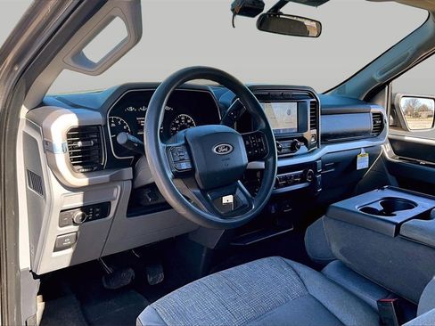 Used 2021 Ford F150 XLT image 13