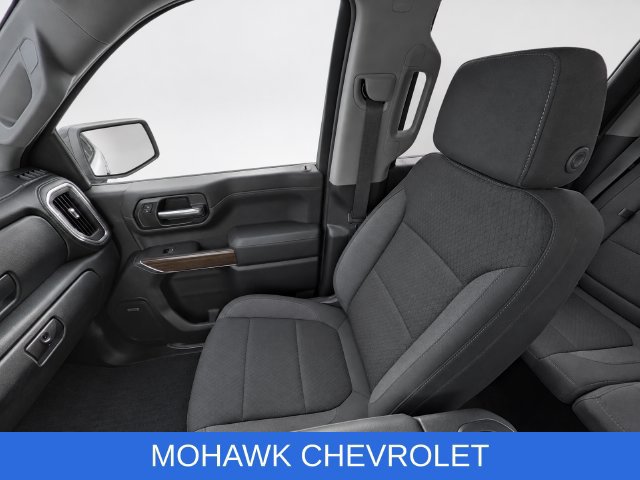 Used 2020 Chevrolet Silverado 1500 RST AWD/4WD image 17
