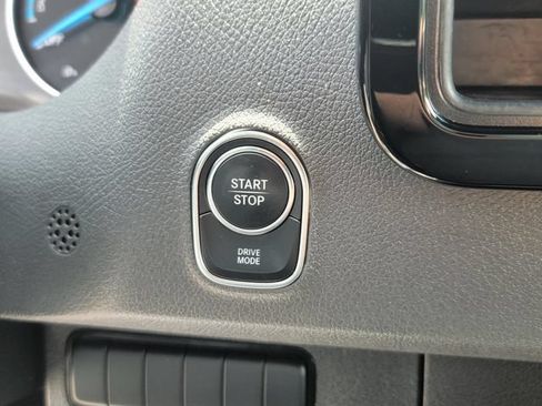 Used 2024 Mercedes-Benz eSprinter 170 Cargo image 26