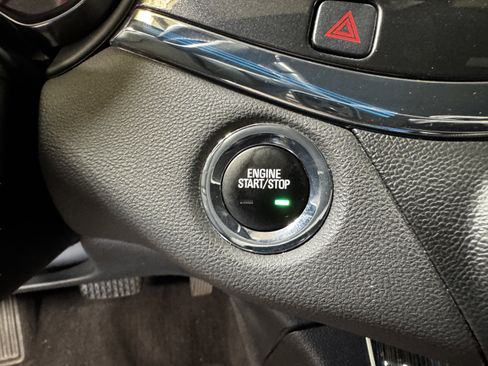 Used 2018 Chevrolet Impala Premier FWD image 22
