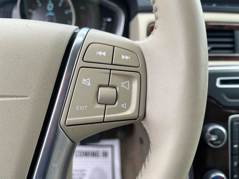 Used 2014 Volvo XC70 T6 image 29