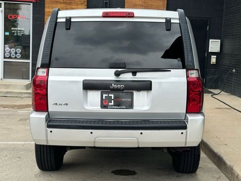 Used 2008 Jeep Commander Sport image 15