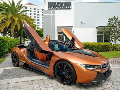 Used 2019 BMW i8 Roadster AWD/4WD image 1