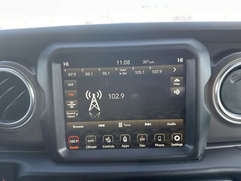 Used 2022 Jeep Wrangler Unlimited Rubicon 4xe w/ Cold Weather Group image 18