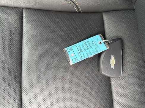Used 2023 Chevrolet Suburban Premier AWD/4WD image 41