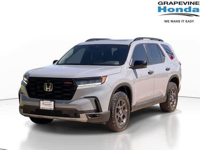 Used 2025 Honda Pilot TrailSport