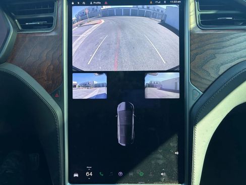 Used 2019 Tesla Model X 75D image 13