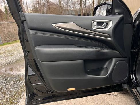 Used 2020 INFINITI QX60 Luxe w/ Essential Package image 10