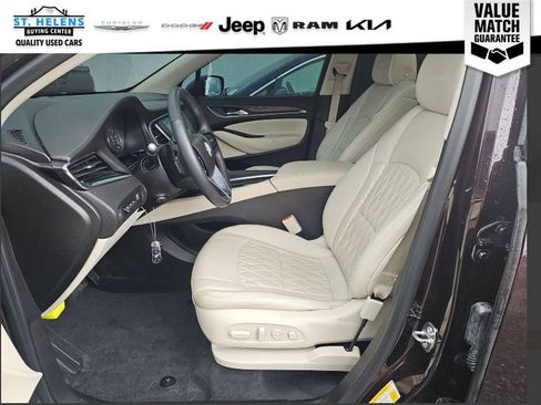Used 2023 Buick Enclave Avenir w/ Avenir Technology Package AWD/4WD image 5