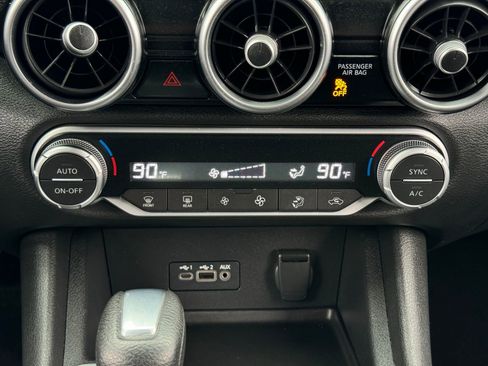 Used 2021 Nissan Sentra SV image 20