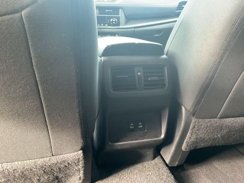 Used 2025 Nissan Rogue SV FWD image 26