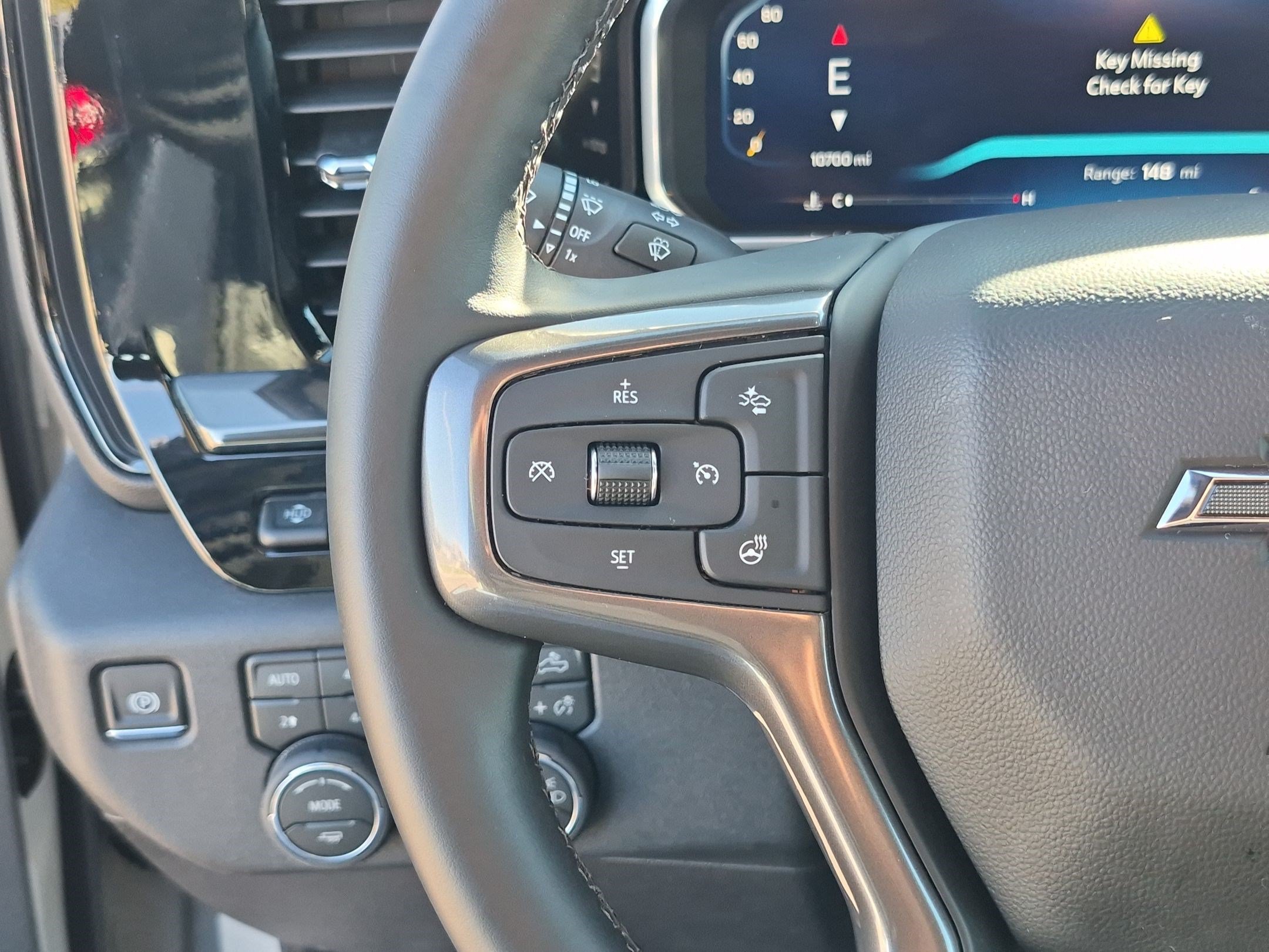 Used 2026 Chevrolet Silverado 2500 ZR2 AWD/4WD image 17