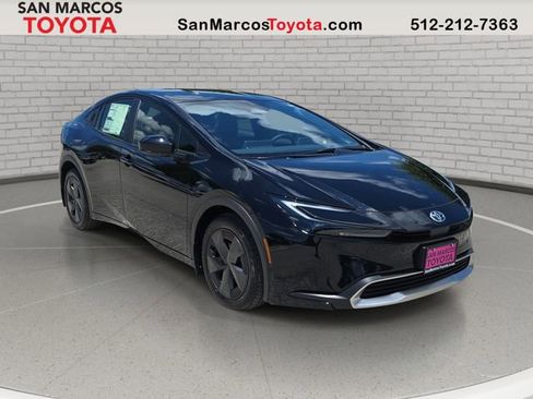 New 2026 Toyota Prius Plug-In Hybrid FWD image 3