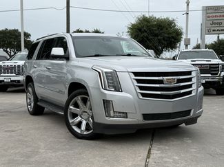 Used 2016 Cadillac Escalade Luxury RWD video 2