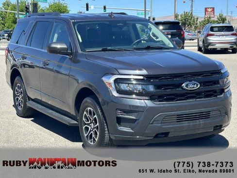 Used 2024 Ford Expedition XLT AWD/4WD image 1