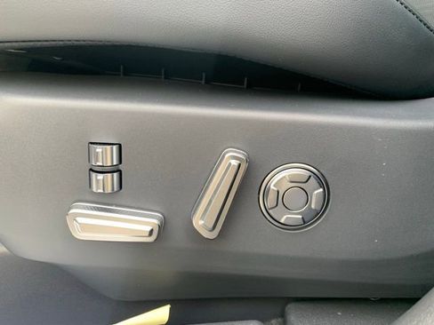 New 2026 Lincoln Nautilus Reserve image 14