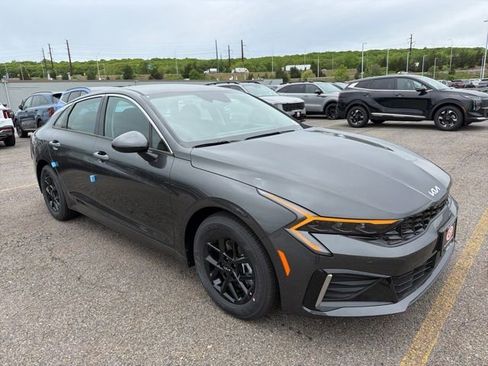 New 2026 Kia K5 LXS FWD image 1