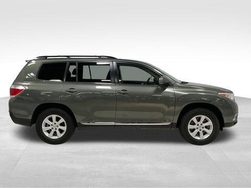 Used 2012 Toyota Highlander 4WD w/ Tech Pkg image 4