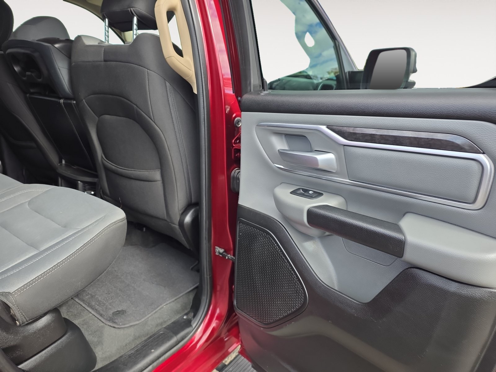 Used 2019 RAM 1500 Big Horn AWD/4WD image 13