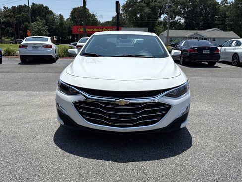 Used 2024 Chevrolet Malibu LS w/ Driver Confidence Package image 8
