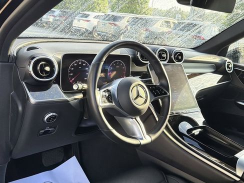 Used 2024 Mercedes-Benz GLC 300 w/ Winter Package image 15