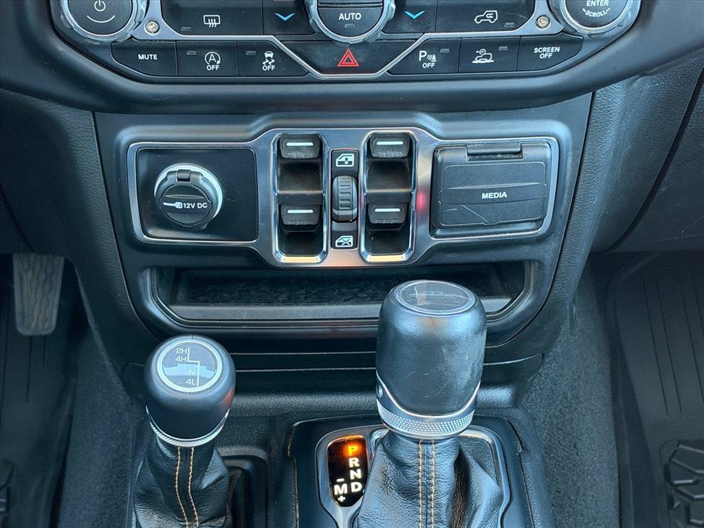 Used 2023 Jeep Gladiator Overland AWD/4WD image 15