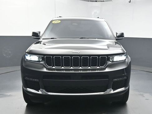 Used 2023 Jeep Grand Cherokee L Limited image 3