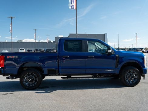 New 2026 Ford F250 XL w/ STX Appearance Package AWD/4WD image 11