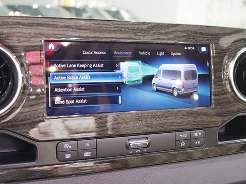 Used 2024 Mercedes-Benz Sprinter 3500 image 22