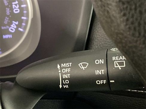 Used 2022 Toyota RAV4 LE image 19