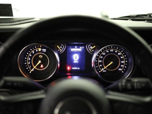 Used 2022 Jeep Wrangler Unlimited Sport image 14