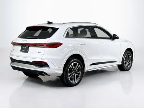 Used 2025 Audi Q5 Premium w/ Convenience Package AWD/4WD image 34