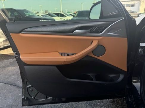 Used 2024 BMW X3 xDrive30i w/ Premium Package image 12