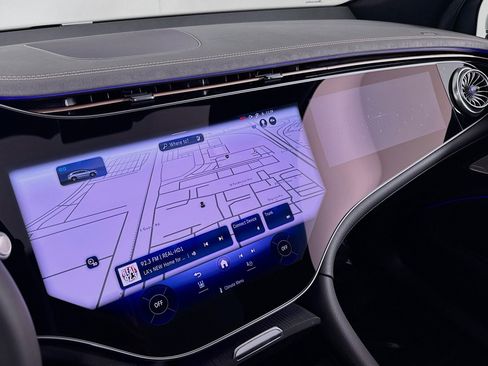 New 2026 Mercedes-Benz EQS 550 4MATIC SUV image 19