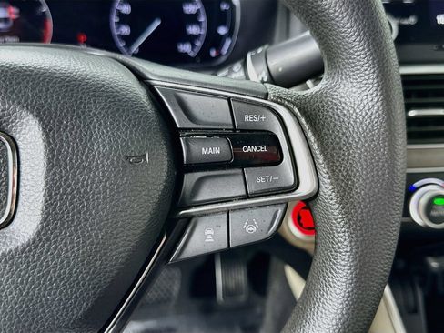 Used 2019 Honda Accord LX image 23