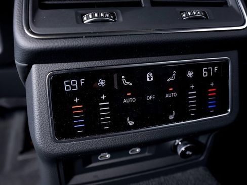 Used 2025 Audi RS 6 performance image 29