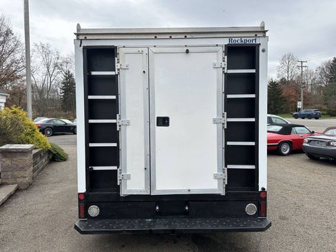 Used 2016 Ford E-350 and Econoline 350 Super Duty w/ Power Windows & Locks Group RWD image 6