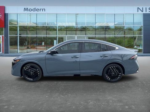 New 2026 Nissan Sentra SR image 8