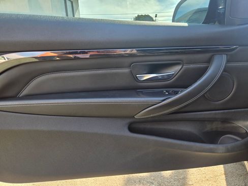 Used 2015 BMW M4 Coupe image 9