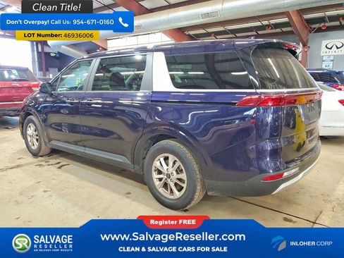 Used 2022 Kia Carnival LX FWD image 3
