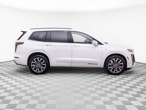 Certified 2025 Cadillac XT6 Sport w/ Platinum Package AWD/4WD image 6